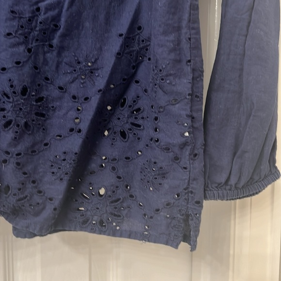 Lilly Pulitzer Navy Top - Picture 3 of 3